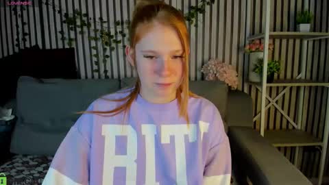 Snapshot of sally_ange1 chatting on February 2026 09:16:02 AM Sally online show from February 2026 09:16:02 AM