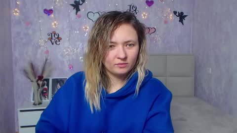 Sally online show from February 2025 04:29:01 AM