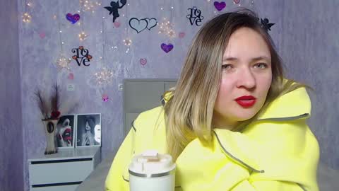 Sally online show from February 2025 12:49:01 AM