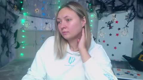 Sally online show from October 2025 05:57:02 PM