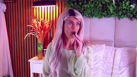 SalmaRoze online show from June 2026 04:03:02 AM
