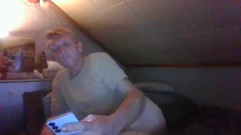 Snapshot of salmo6 chatting on November 2025 01:39:01 AM salmo6 online show from November 2025 01:39:01 AM