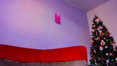 Snapshot of salome2112 chatting on December 2024 09:06:01 PM salome online show from December 2024 09:06:01 PM