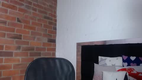   online show from September 2025 07:14:02 PM