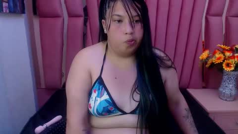 salome_curvy_ online show from November 2025 05:02:01 PM