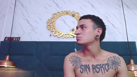 Snapshot of salome_daniel chatting on January 2025 07:39:02 PM salome_daniel online show from January 2025 07:39:02 PM