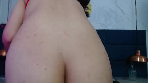 Snapshot of salome_daniel chatting on February 2025 10:58:01 PM salome_daniel online show from February 2025 10:58:01 PM