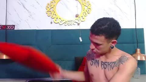 Snapshot of salome_daniel chatting on March 2025 08:49:01 PM salome_daniel online show from March 2025 08:49:01 PM