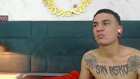 Snapshot of salome_daniel chatting on October 2025 08:09:02 PM salome_daniel online show from October 2025 08:09:02 PM