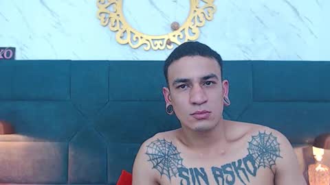 Snapshot of salome_daniel chatting on October 2025 07:48:02 PM salome_daniel online show from October 2025 07:48:02 PM