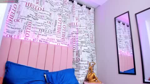 Snapshot of salomee_foxx_ chatting on December 2024 12:33:02 AM Salome online show from December 2024 12:33:02 AM