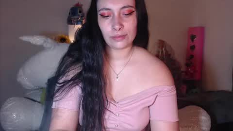 yenny online show from December 2024 04:24:01 AM