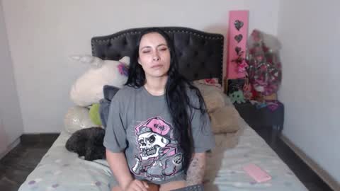 yenny online show from January 2026 03:55:01 AM