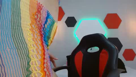 martina online show from February 2025 04:15:01 AM