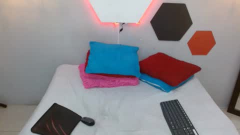 martina online show from February 2025 10:22:01 AM