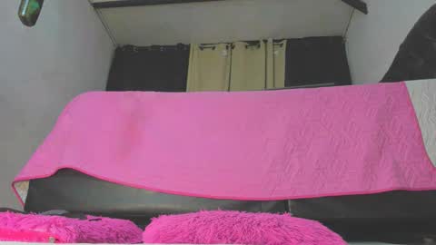 Snapshot of salomeswet chatting on February 2026 03:13:02 AM martina online show from February 2026 03:13:02 AM