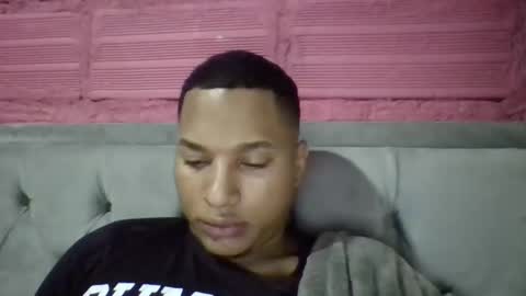 Snapshot of salomoon23 chatting on January 2025 11:43:01 AM INSTAGRAM luis1pedraza online show from January 2025 11:43:01 AM