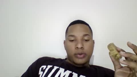 Snapshot of salomoon23 chatting on February 2025 11:37:02 PM INSTAGRAM luis1pedraza online show from February 2025 11:37:02 PM