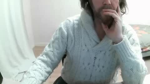 Saltimbanquier  Salt  ou  Banquier  online show from February 2025 12:37:02 PM