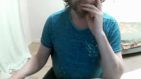 Saltimbanquier  Salt  ou  Banquier  online show from February 2025 03:58:01 PM