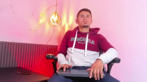 salvadorgrimm online show from July 2026 11:50:02 AM