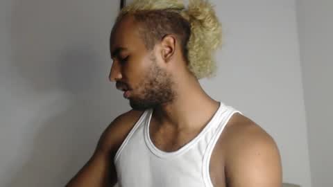 salvatore_amator online show from May 2026 06:10:02 AM