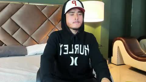 Snapshot of salvattore_muller chatting on February 2026 06:39:02 AM Salvatore online show from February 2026 06:39:02 AM