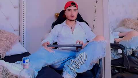 Snapshot of salvattore_muller chatting on February 2026 09:30:01 PM Salvatore online show from February 2026 09:30:01 PM