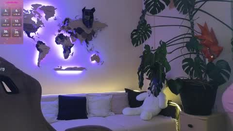 sam_klaus online show from April 2026 02:11:01 PM