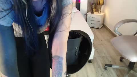 Snapshot of sam_mansson66 chatting on January 2025 07:08:01 PM SAM MANSON online show from January 2025 07:08:01 PM