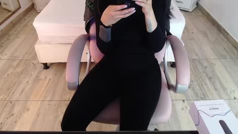 Snapshot of sam_mansson66 chatting on February 2025 12:16:01 PM SAM MANSON online show from February 2025 12:16:01 PM