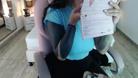 Snapshot of sam_mansson66 chatting on February 2025 12:19:01 PM SAM MANSON online show from February 2025 12:19:01 PM