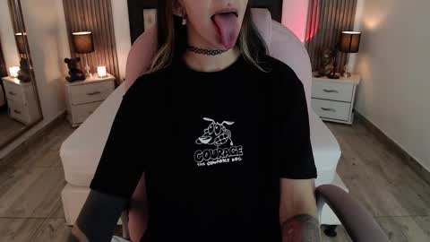 Snapshot of sam_mansson66 chatting on February 2025 12:14:02 PM SAM MANSON online show from February 2025 12:14:02 PM