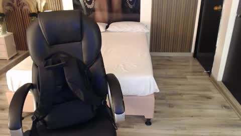 Snapshot of sam_mansson66 chatting on September 2025 12:51:01 PM SAM MANSON online show from September 2025 12:51:01 PM