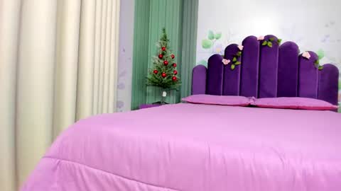 sam_naughty18 online show from December 2024 05:29:02 PM