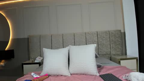 Sanem online show from November 2025 11:40:02 AM