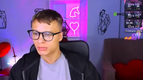 Sam online show from September 2025 07:17:01 PM