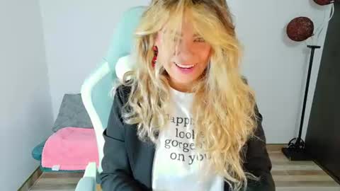 Snapshot of sam_sexual_enjoyment chatting on June 2026 10:14:02 AM sam_sexual_enjoyment online show from June 2026 10:14:02 AM