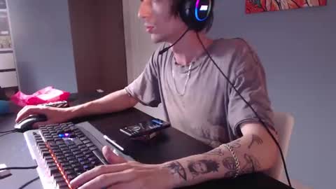 Snapshot of sam_skywalker chatting on July 2026 09:25:01 PM sam_skywalker online show from July 2026 09:25:01 PM