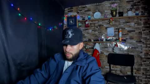 Snapshot of sam_stiglitz chatting on December 2025 06:12:02 AM Sam online show from December 2025 06:12:02 AM