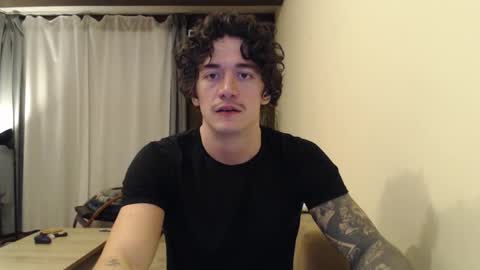 Snapshot of sam_winchest chatting on February 2025 12:35:02 AM Sam online show from February 2025 12:35:02 AM