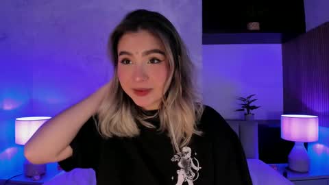 Snapshot of samanta_bone chatting on January 2025 12:22:02 AM Samanta online show from January 2025 12:22:02 AM