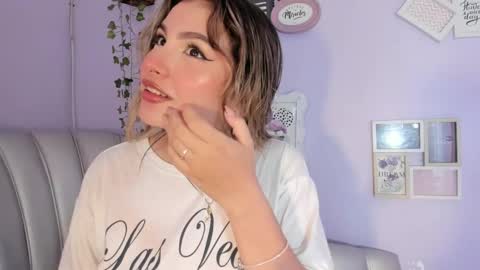 Snapshot of samanta_bone chatting on March 2025 12:59:01 AM Samanta online show from March 2025 12:59:01 AM