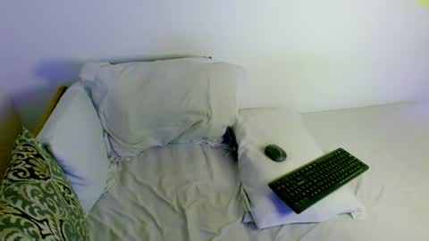 Snapshot of samanta_r_ chatting on June 2026 06:09:02 PM Samanta online show from June 2026 06:09:02 PM