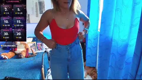 Snapshot of samanta_stone69 chatting on December 2024 08:11:01 PM Samanta Stone online show from December 2024 08:11:01 PM