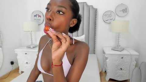 Samanta online show from November 2025 07:57:02 PM