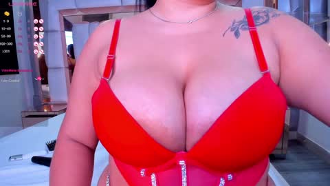 S A M A N T A   online show from December 2024 03:57:01 PM