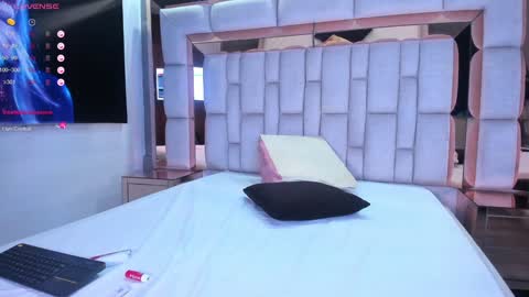 S A M A N T A   online show from January 2025 07:04:02 AM