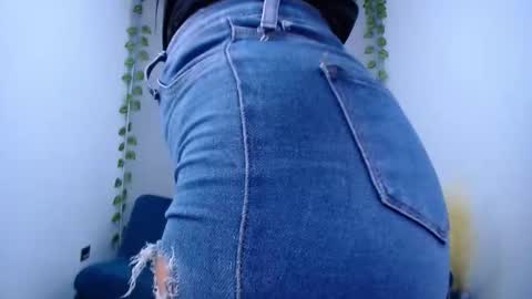 Samy online show from February 2026 11:45:01 PM