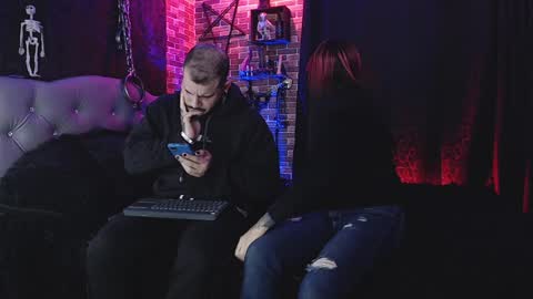 Samantha and Victor online show from January 2025 01:06:01 AM